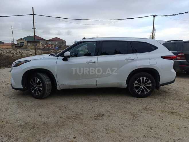 Toyota Highlander 2022, 114,000 km - 2.5 l - Bakı