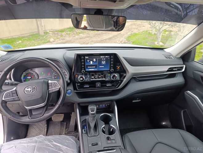 Toyota Highlander 2022, 114,000 km - 2.5 l - Bakı