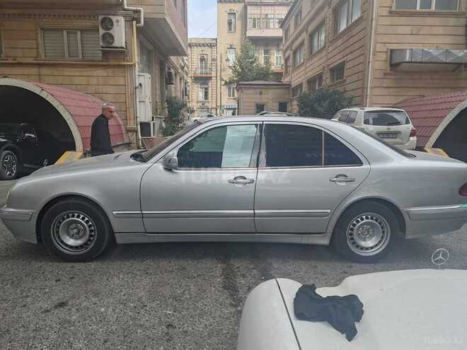 Mercedes E 220 d 2000, 650,000 km - 2.2 l - Bakı