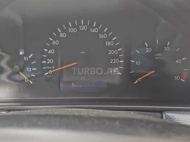 Mercedes E 220 d 2000, 650,000 km - 2.2 l - Bakı