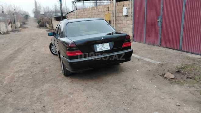 Mercedes C 200 1997, 425,000 km - 2.0 л - Füzuli