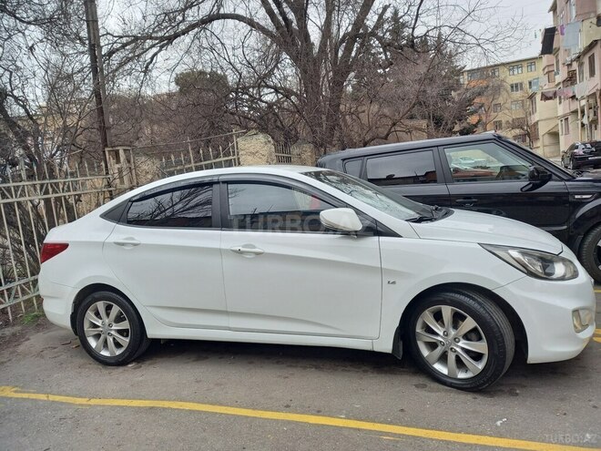 Hyundai Accent 2012, 202,000 km - 1.6 l - Bakı