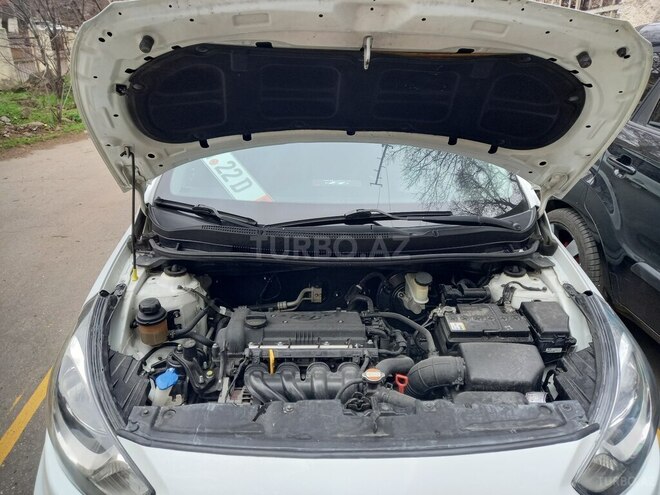 Hyundai Accent 2012, 202,000 km - 1.6 l - Bakı