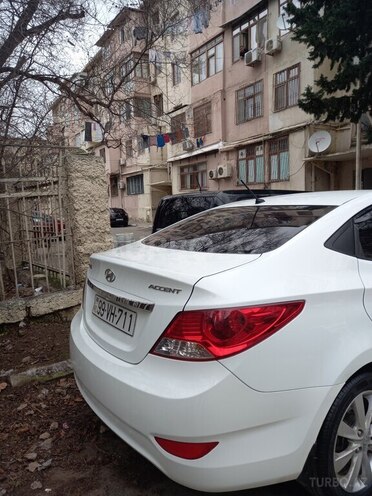 Hyundai Accent 2012, 202,000 km - 1.6 l - Bakı