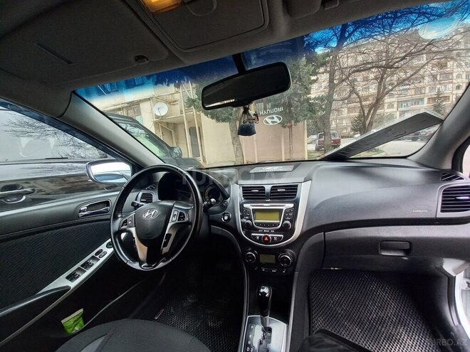 Hyundai Accent 2012, 202,000 km - 1.6 l - Bakı