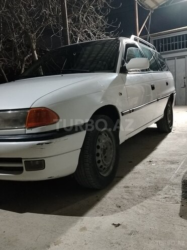 Opel Astra 1997, 150,000 km - 1.6 l - Bakı
