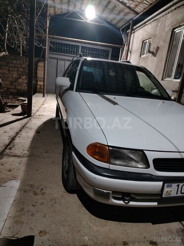 Opel Astra 1997, 150,000 km - 1.6 l - Bakı
