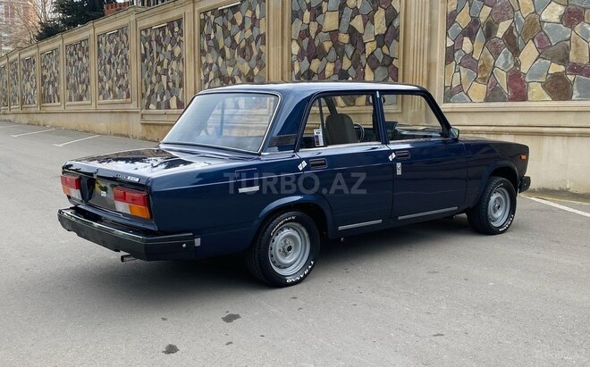 LADA (VAZ) 2107 2011, 83,000 km - 1.6 л - Bakı