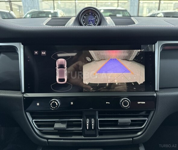 Porsche Macan-17