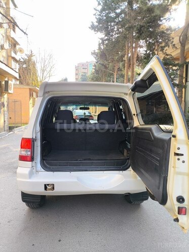 Mitsubishi Pajero io 1999, 180,000 km - 1.8 л - Bakı