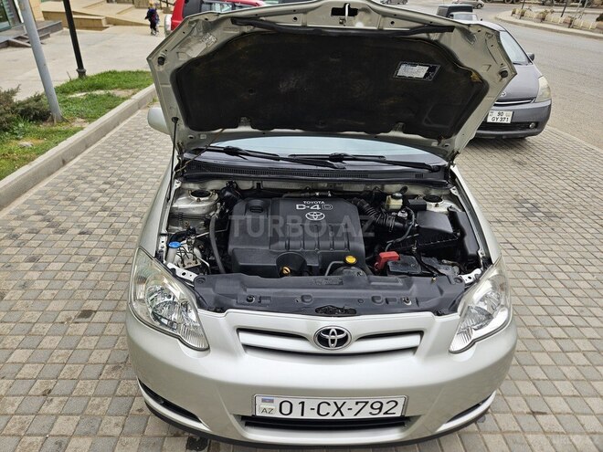 Toyota Corolla 2005, 320,068 km - 1.4 l - Bakı