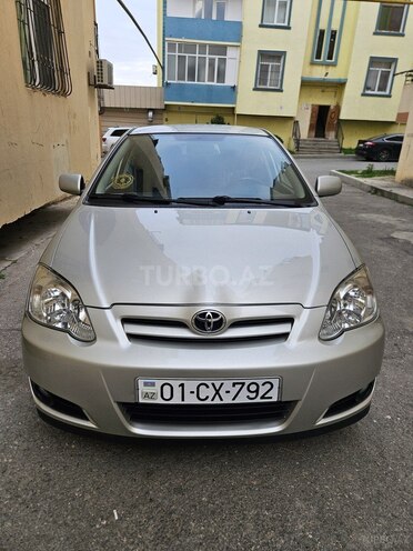 Toyota Corolla 2005, 320,068 km - 1.4 l - Bakı