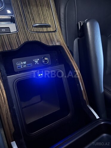 Land Rover Range Rover-8