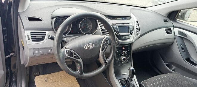 Hyundai Elantra 2015, 239,792 km - 1.8 l - Gəncə