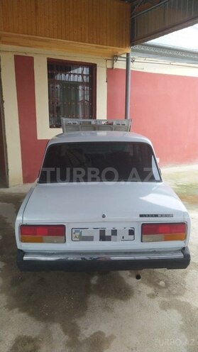LADA (VAZ) 2107 2003, 91,487 km - 1.6 l - Salyan