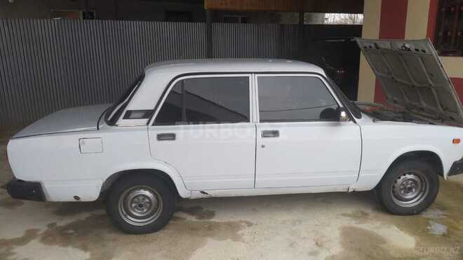 LADA (VAZ) 2107 2003, 91,487 km - 1.6 l - Salyan
