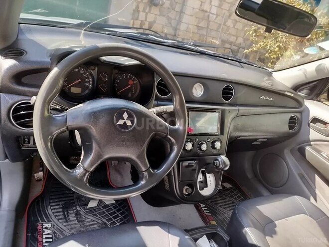 Mitsubishi Airtrek 2003, 210,567 km - 2.4 l - Bakı