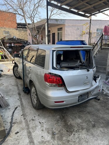 Mitsubishi Airtrek 2003, 210,567 km - 2.4 l - Bakı