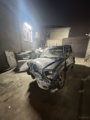 Mitsubishi Pajero io-3