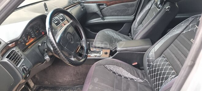 Mercedes E 320 1996, 400,000 km - 3.2 l - Bakı