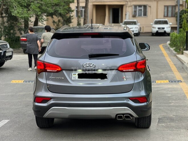 Hyundai Santa Fe-6