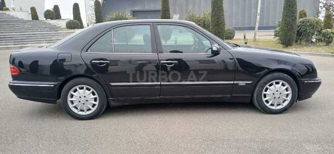 Mercedes E 200 2000, 260,450 km - 2.0 l - Tovuz
