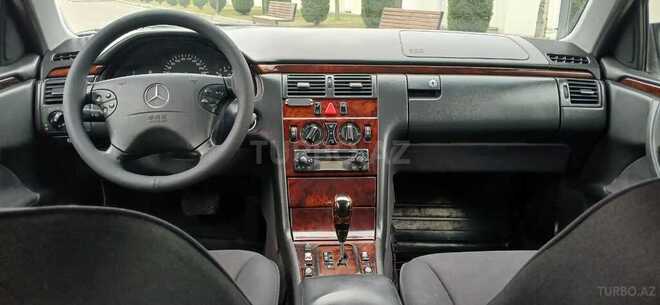 Mercedes E 200 2000, 260,450 km - 2.0 l - Tovuz