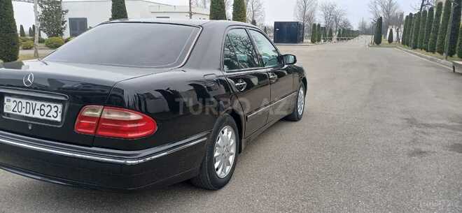Mercedes E 200 2000, 260,450 km - 2.0 l - Tovuz