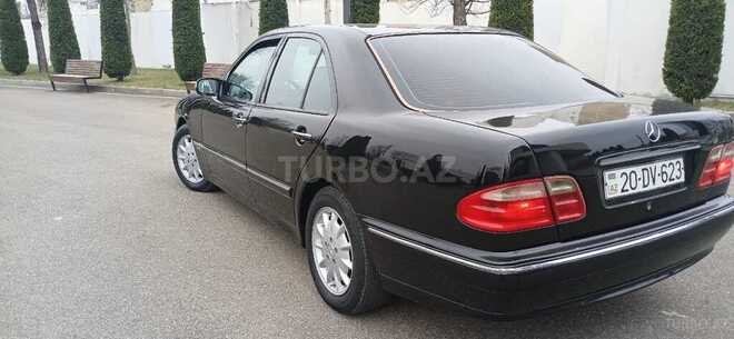 Mercedes E 200 2000, 260,450 km - 2.0 l - Tovuz