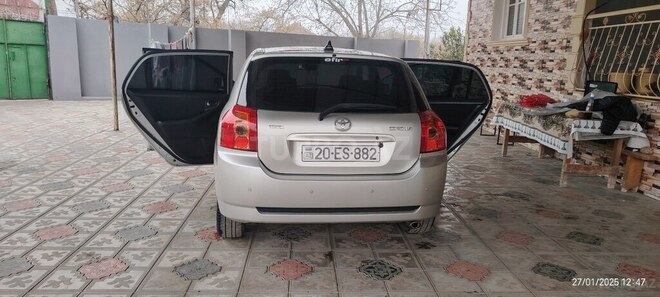 Toyota Corolla 2006, 160,880 km - 1.4 l - Qazax