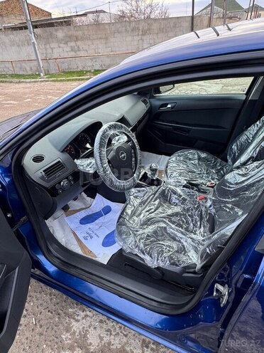 Opel Astra 2009, 270,000 km - 1.4 l - Sumqayıt