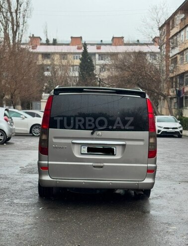 Mercedes V 220 2009, 392,000 km - 2.2 l - Bakı