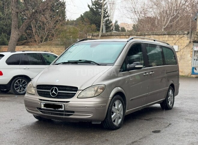 Mercedes V 220 2009, 392,000 km - 2.2 l - Bakı