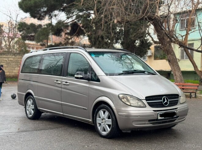 Mercedes V 220 2009, 392,000 km - 2.2 l - Bakı
