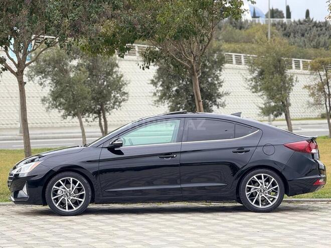 Hyundai Elantra 2019, 74,000 km - 2.0 l - Bakı