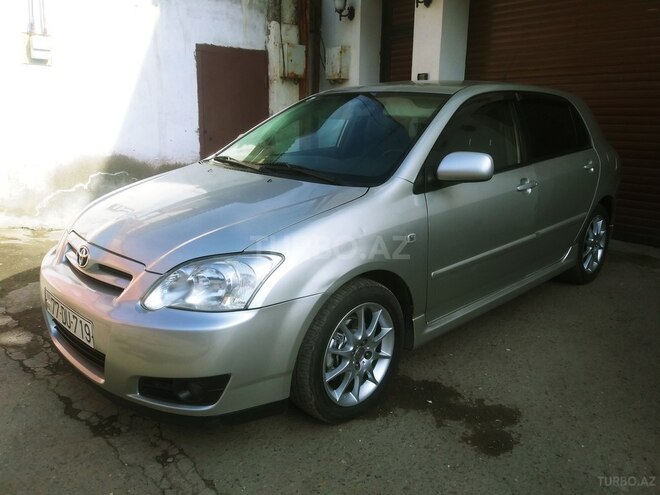 Toyota Corolla 2006, 300,000 km - 1.4 l - Bakı