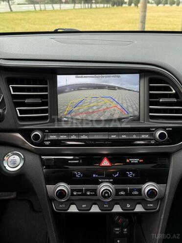 Hyundai Elantra 2019, 74,000 km - 2.0 l - Bakı