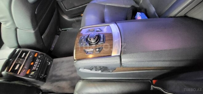BMW 750 2009, 26,100 km - 4.4 l - Bakı