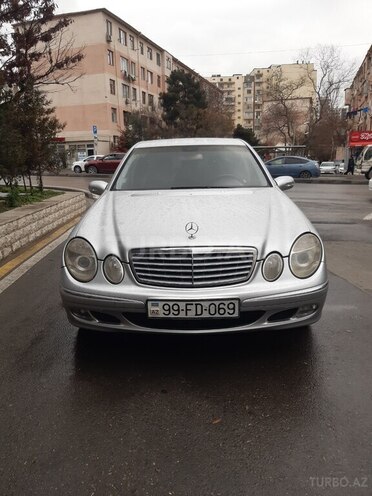 Mercedes E 220 d 2003, 380,000 km - 2.2 l - Bakı