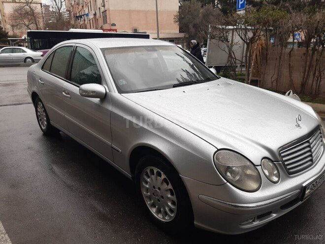 Mercedes E 220 d 2003, 380,000 km - 2.2 l - Bakı