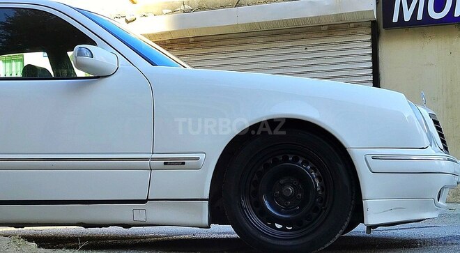 Mercedes E 320 2000, 278,082 km - 3.2 l - Bakı