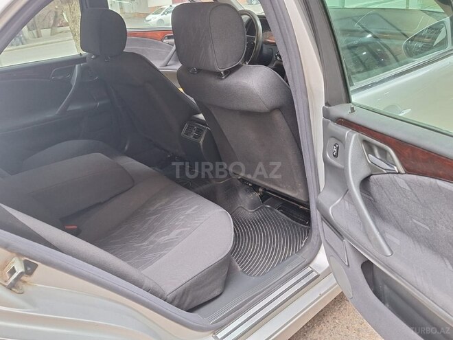 Mercedes E 220 d 2000, 386,000 km - 2.2 л - Bakı