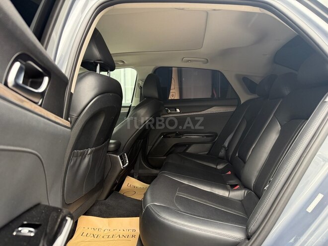 Kia K5-12