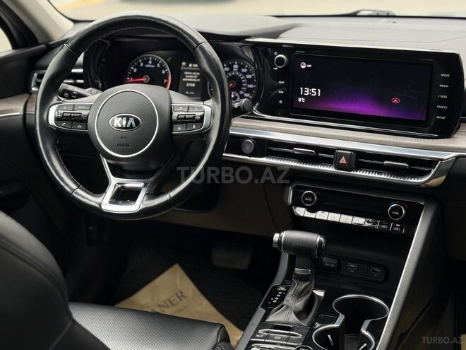 Kia K5-11