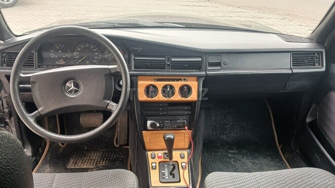 Mercedes 190 1988, 329,866 km - 2.0 l - Gəncə