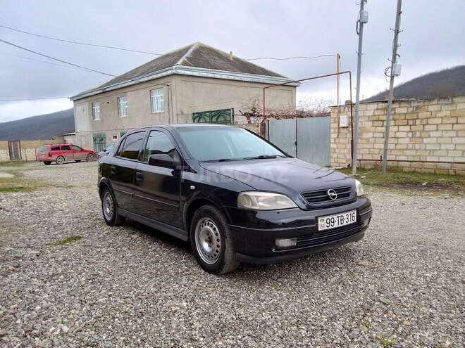 Opel Astra 1999, 207,585 km - 1.8 l - Quba