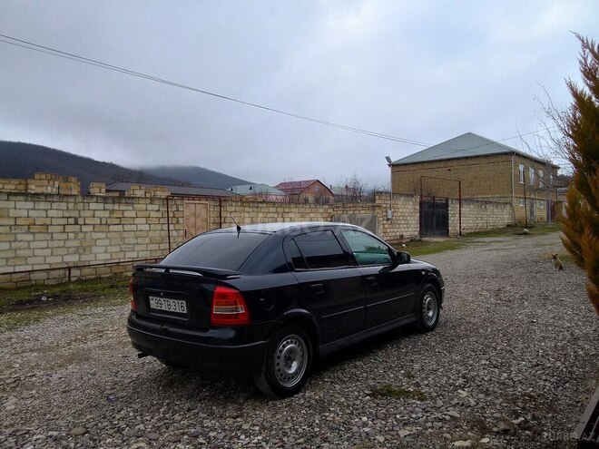 Opel Astra 1999, 207,585 km - 1.8 l - Quba