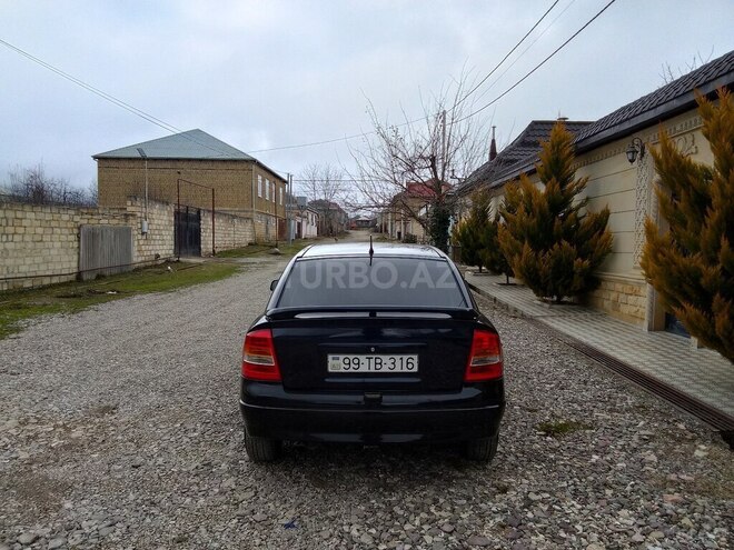 Opel Astra 1999, 207,585 km - 1.8 l - Quba