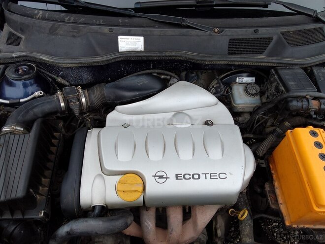 Opel Astra 1999, 207,585 km - 1.8 l - Quba