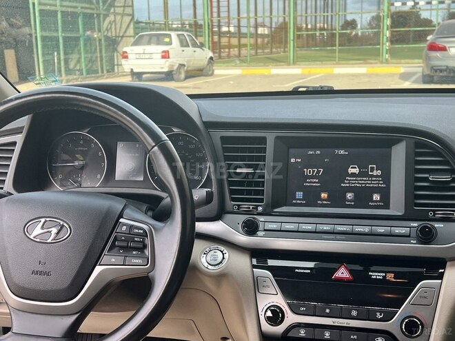 Hyundai Elantra 2016, 140,000 km - 2.0 l - Bakı